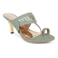 Kitten Heel Kolhapuri Sandal with Stylish Toe Ring Accent