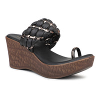 Braided Platform Sandal with Toe Ring