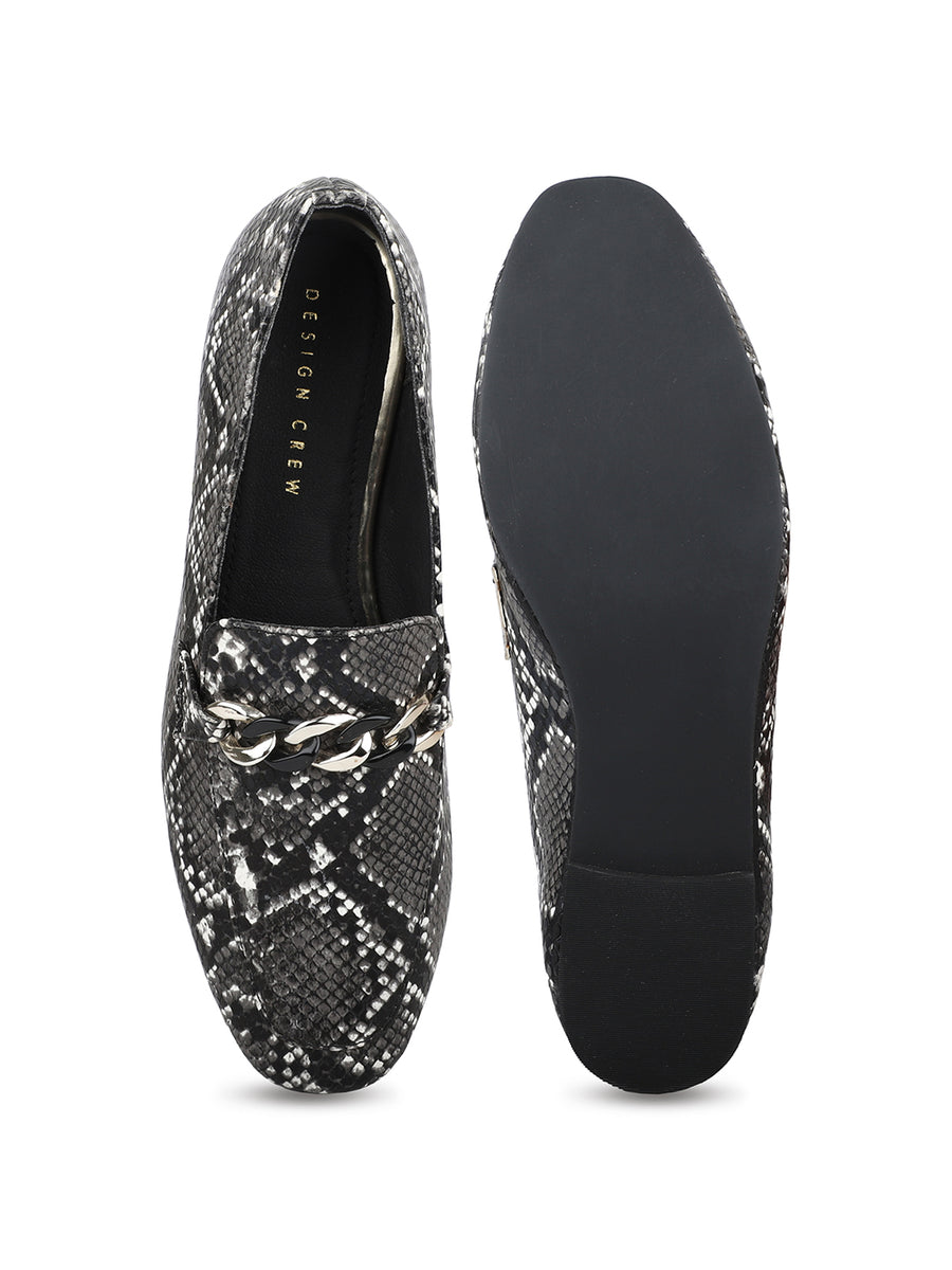 Reptile Paint Penny Loafer With Chain Accent