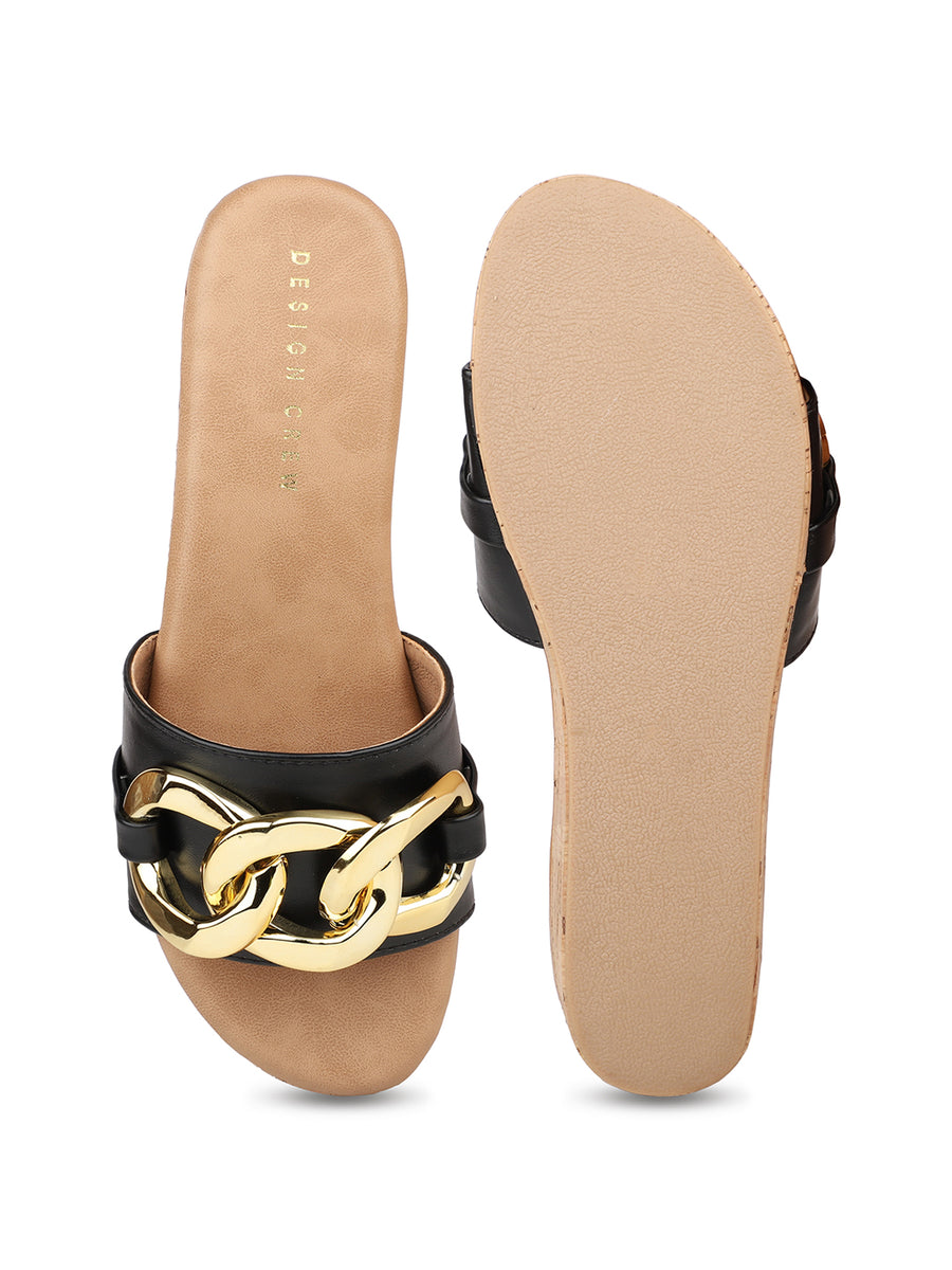 Cork Covered Platform with Oversized Chain Emblishment