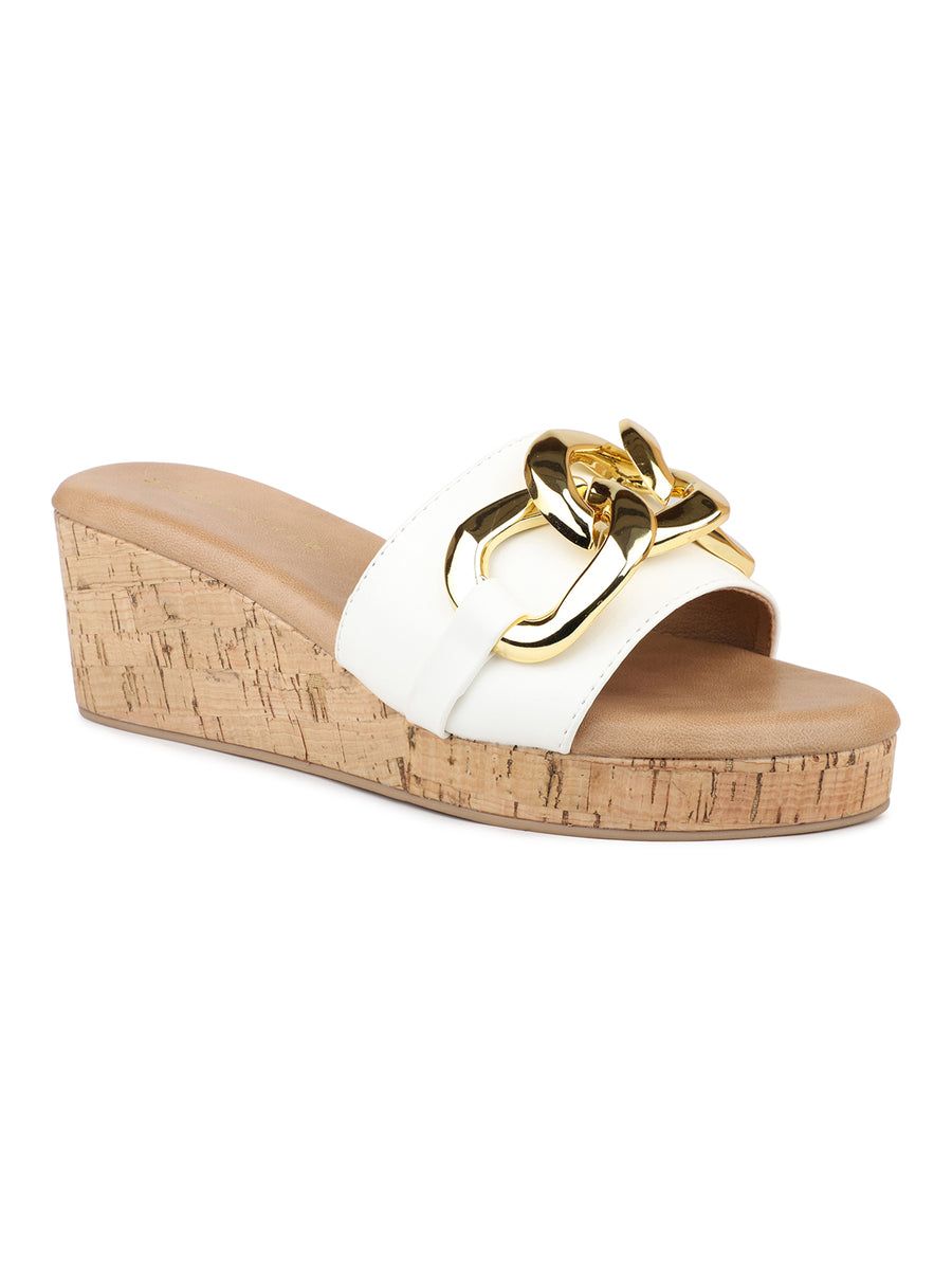 Cork Covered Platform with Oversized Chain Emblishment