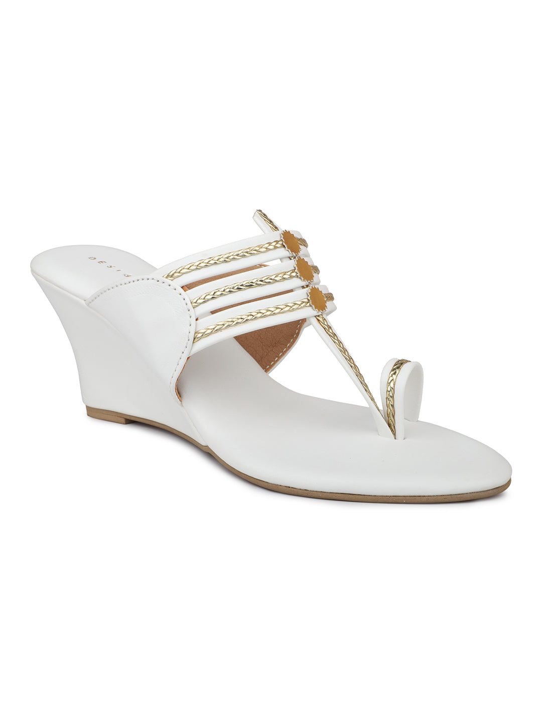 Classic Kolhapuri With Modern Twist