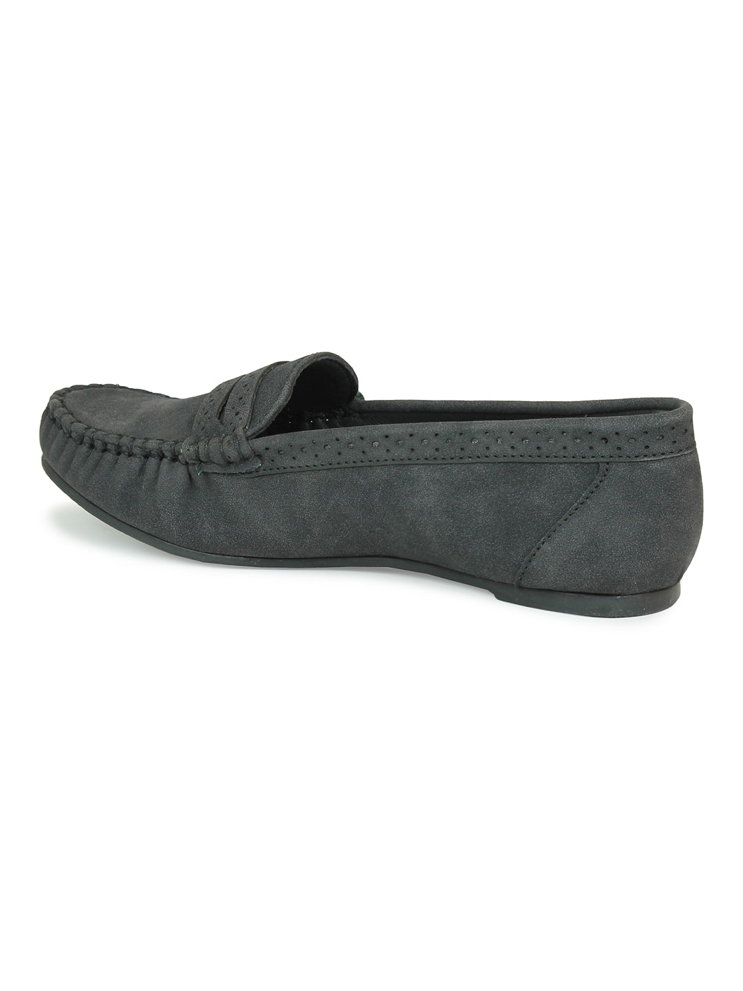 Classic Mocassins With Laser Details