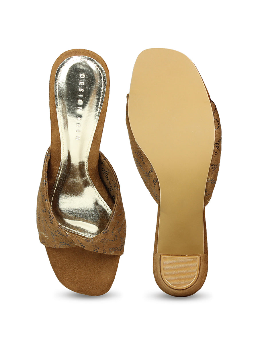  Intertwined Vamp Slide  Sandal